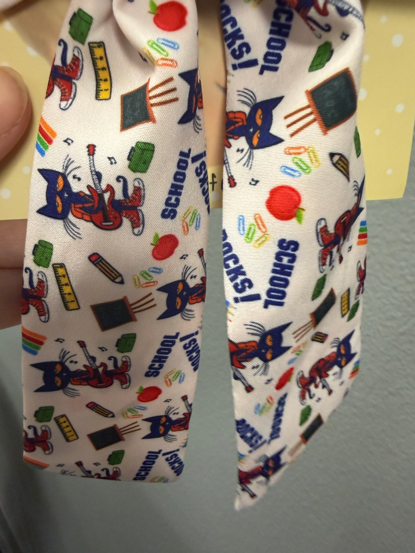 Pete the Cat long tail sailor bow